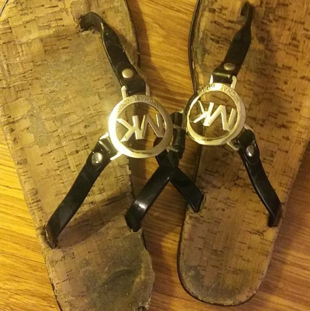 Mk sandals